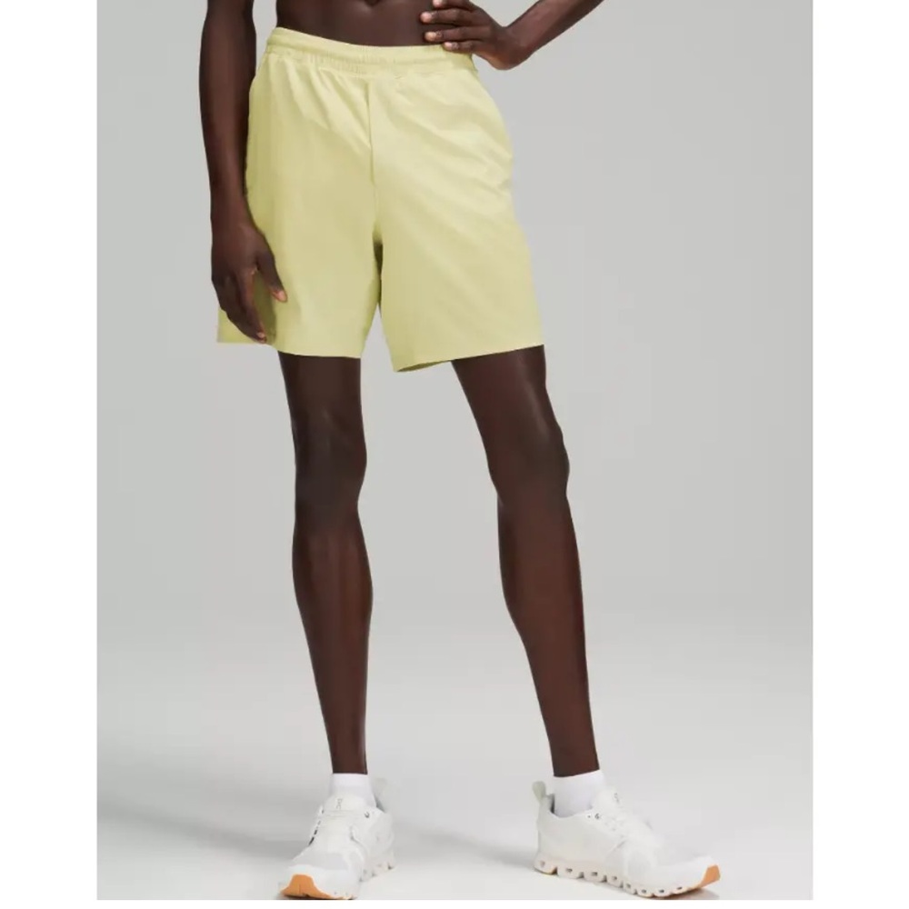 Lululemon Pace Breaker Lined Short 7” size Medium